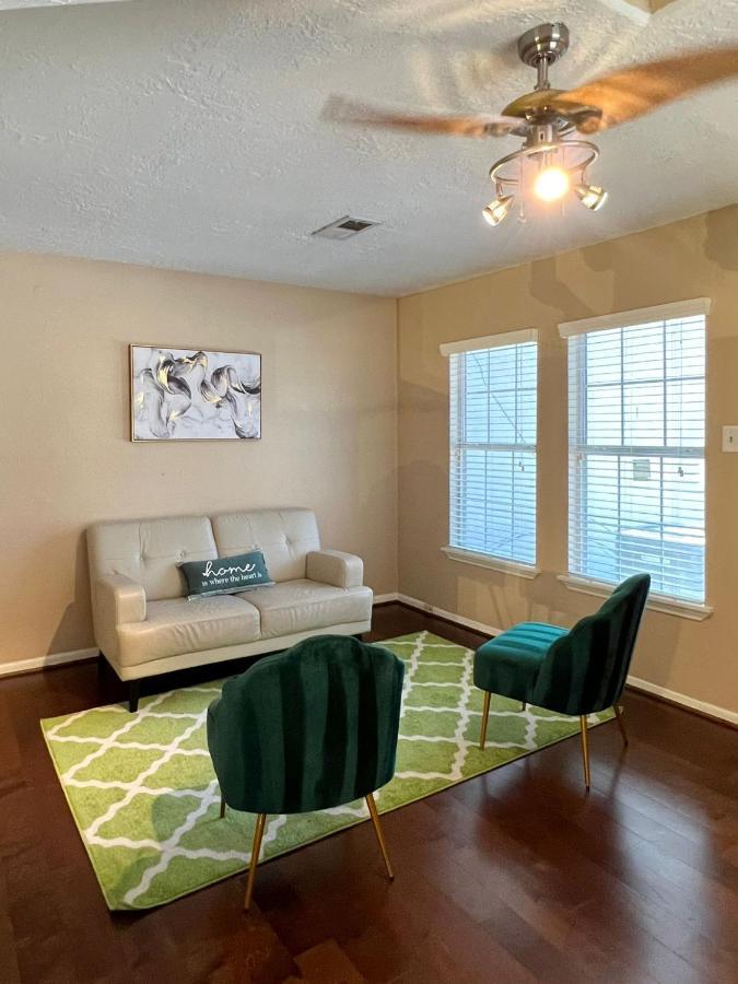 Centrally Located Houston Retreat! Sleeps 8, 10 Min To Downtown, Free Parking Εξωτερικό φωτογραφία